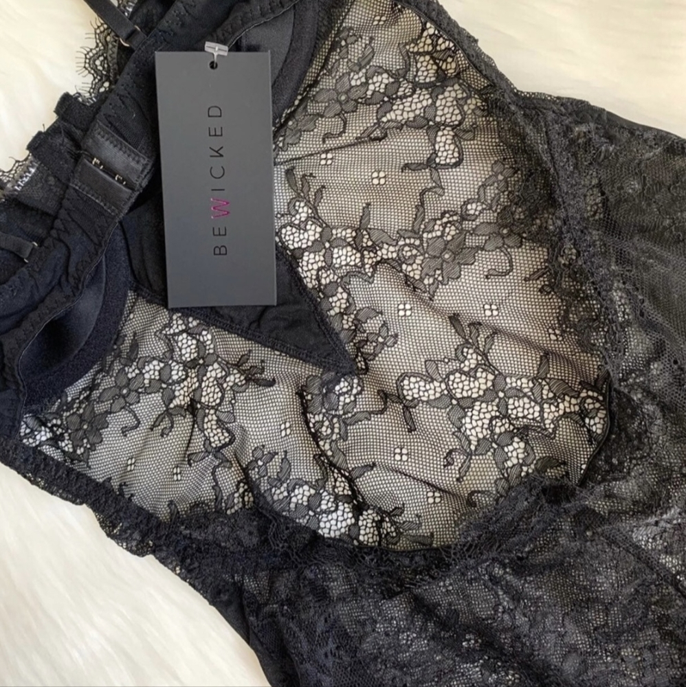 Be Wicked Push-up Bodysuit Lingerie Size Small ( NWT ) - Picture 6 of 7